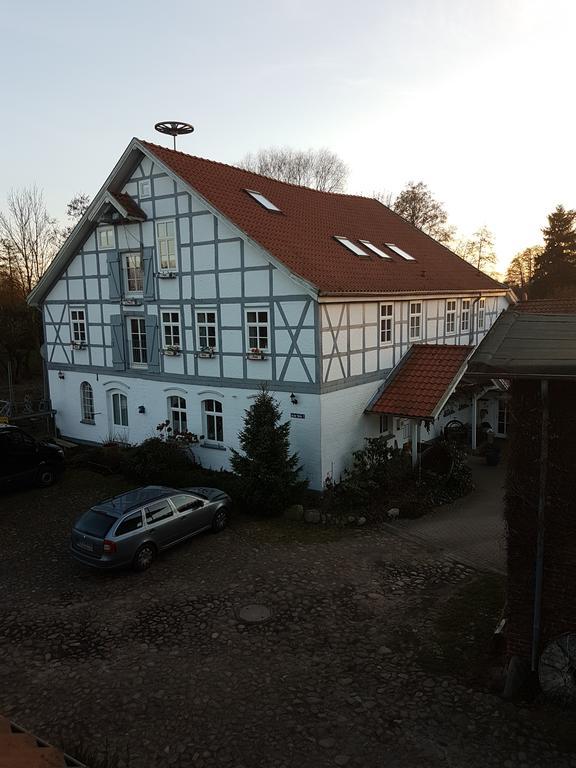 Oldenstadter Wassermuhle Uelzen Luaran gambar